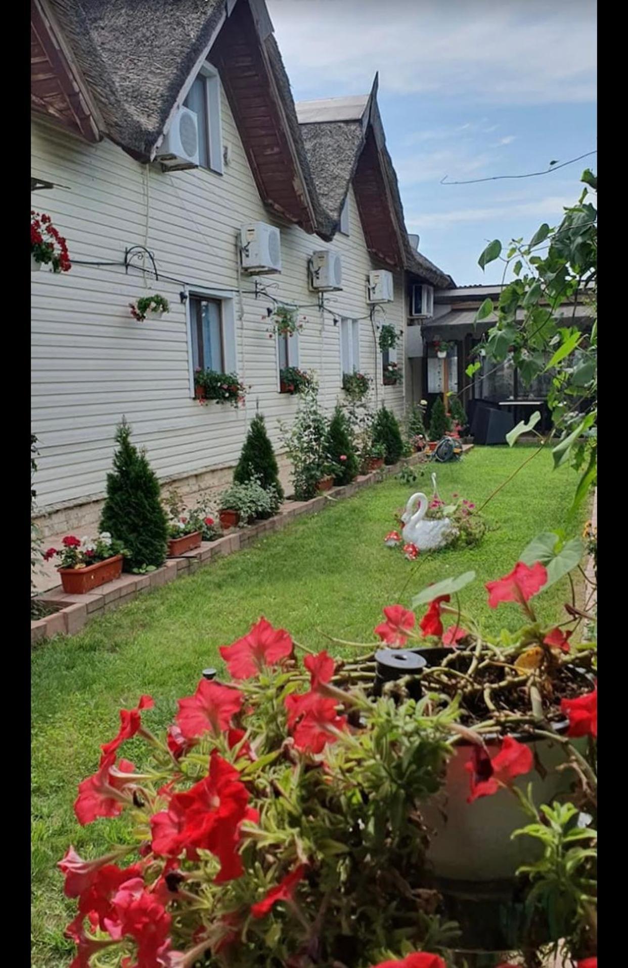 Hanul Pescarilor Mila Douăzeci şi Trei Exteriér fotografie